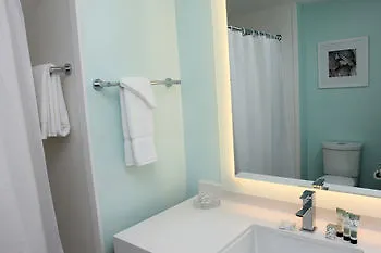 Sunset Resort Bahamas